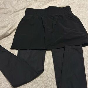 Leggings with skirts, black